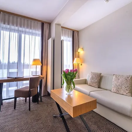 Grand Nosalowy Dwor 4*