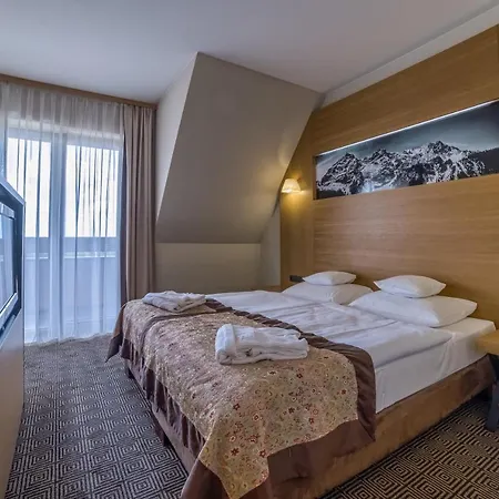 Готель Grand Nosalowy Dwor 4*