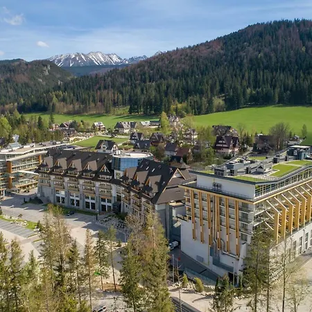 Готель Grand Nosalowy Dwor 4*
